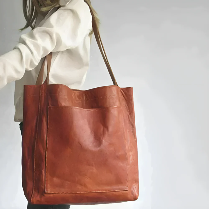 Lorena | No more searching — Leather bag with compartments