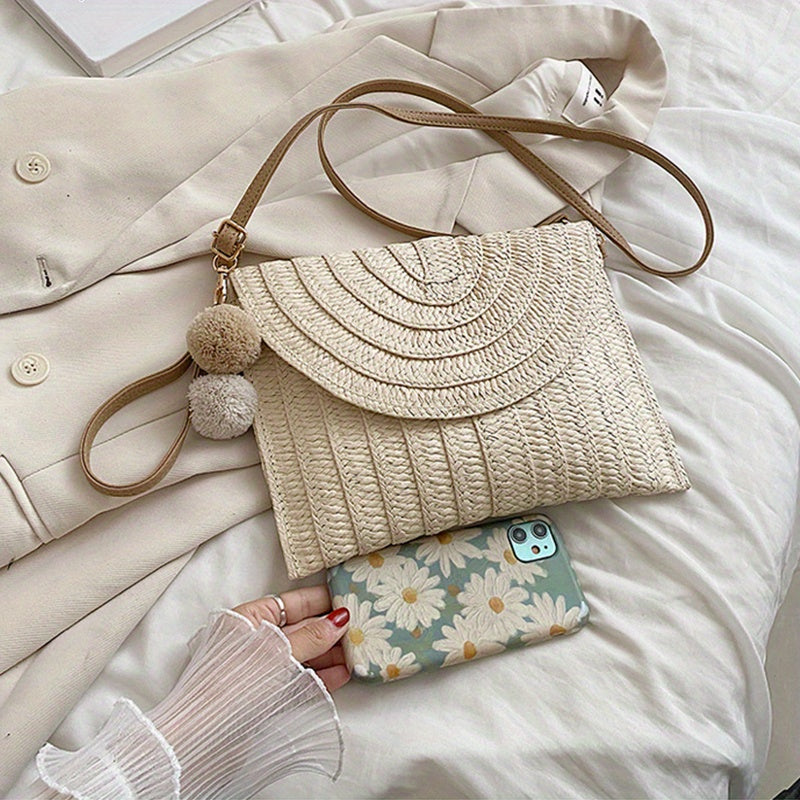 The Scallop Woven Clutch