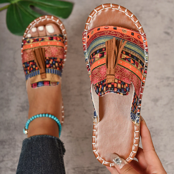 Maëva™ | Boho Flat Sandals with Ethnic Print & Fringe Details