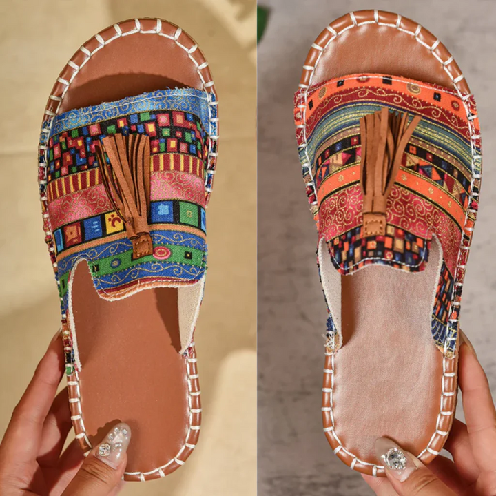 Maëva™ | Boho Flat Sandals with Ethnic Print & Fringe Details